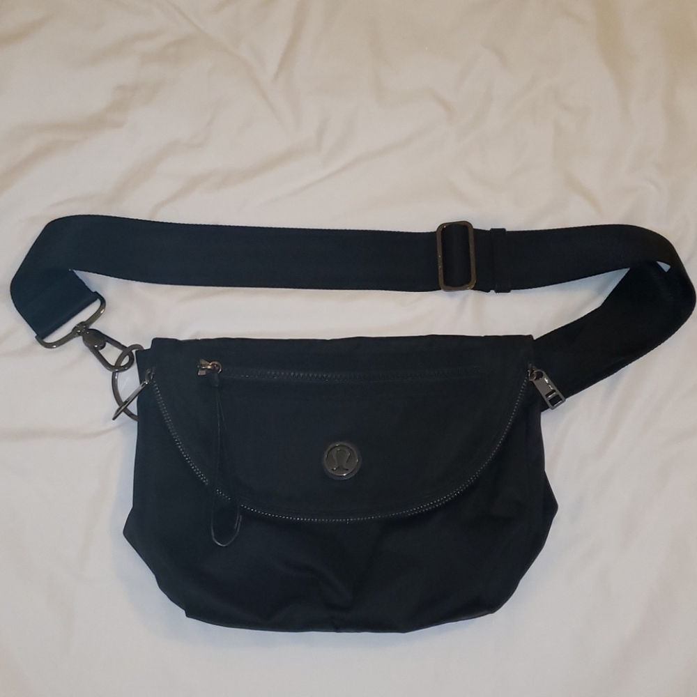 Lululemon Festival Bag